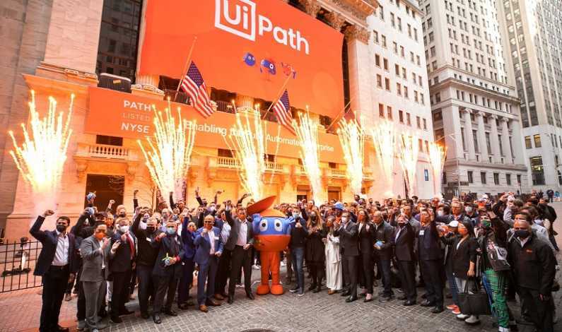 Acţiunile companiei UiPath, pe Bursa de la New York sunt în scădere