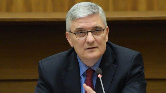 Dăianu: Ajustarea fiscală depinde de voința politică