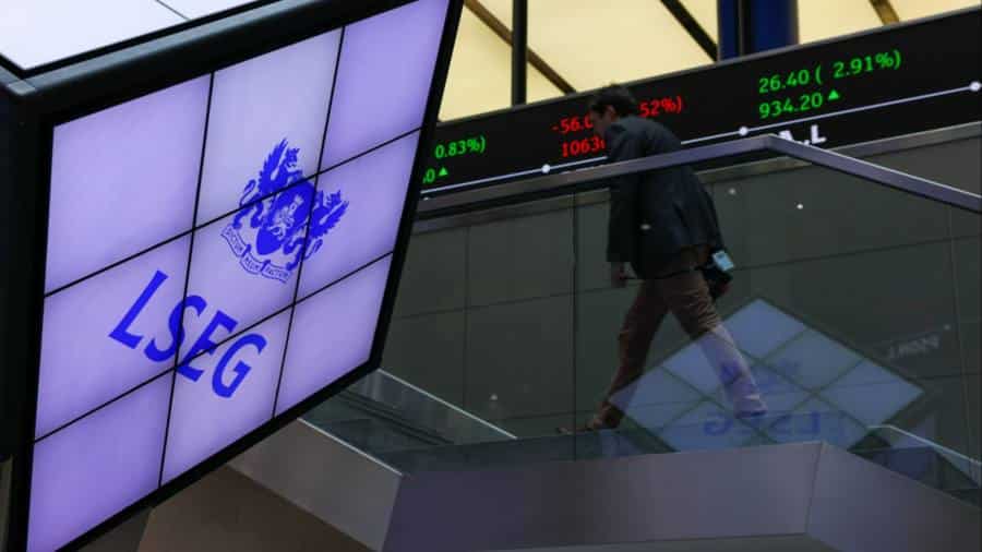Investitori privați: participarea lor este de o importanță primordială
