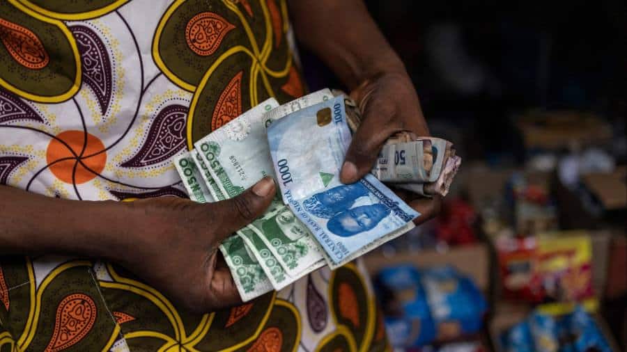 Africa de Sud și Nigeria, pe „lista gri” împotriva spălării banilor