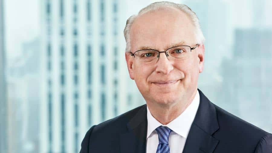 Senior dealmaker Carlyle se va retrage după ce a ratat postul de conducere