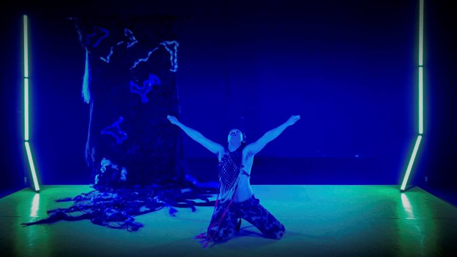 Kunstenfestivaldesarts, recenzie de dans la Bruxelles