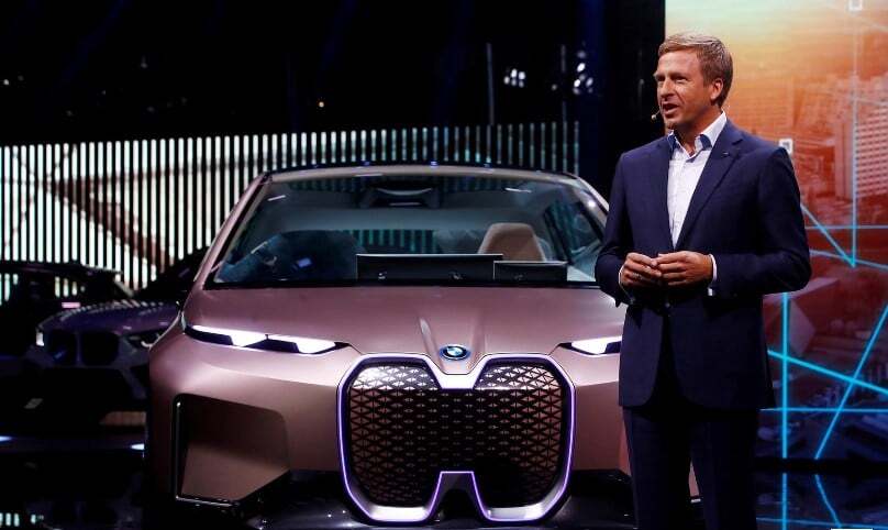 BMW a reușit să se sincronizeze perfect privind trecerea la mașinile electrice