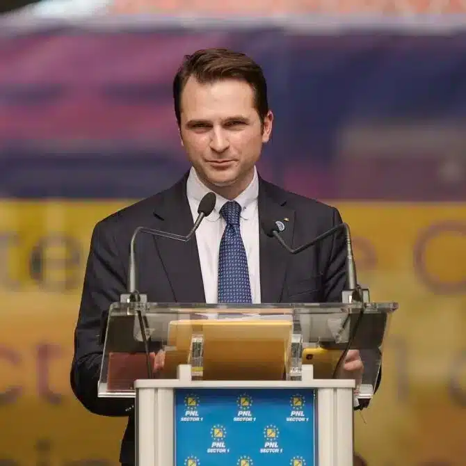 Premierul Nicolae Ciucă l-a numit pe deputatul PNL Sebastian Burduja în funcția de consilier onorific