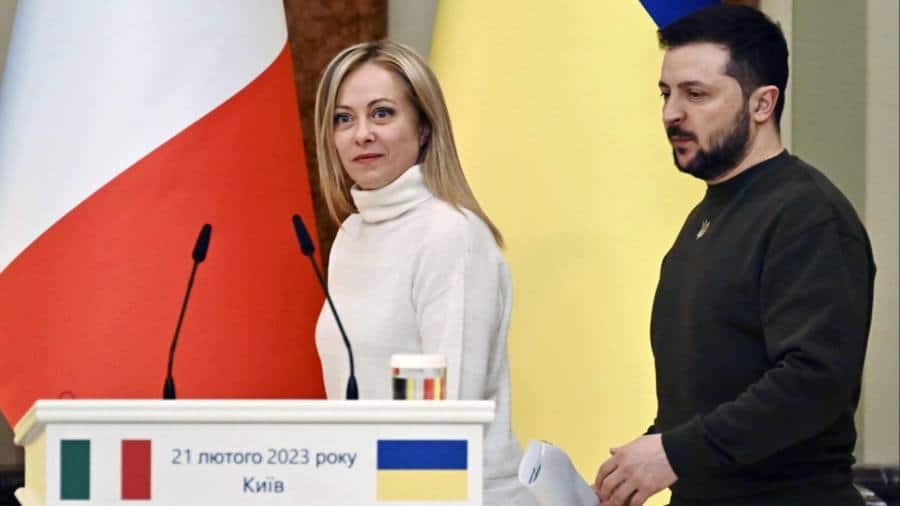 De ce Meloni s-a dus la Kiev să-l liniștească pe Zelensky (și să-i convingă pe italieni)