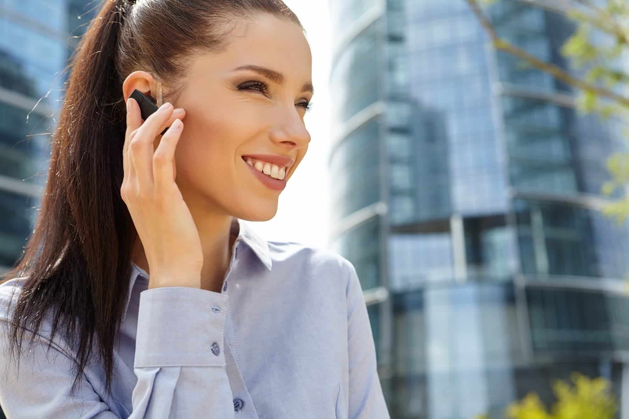 Spune-ne cine ești și îți vom spune ce cască Bluetooth ți se potrivește