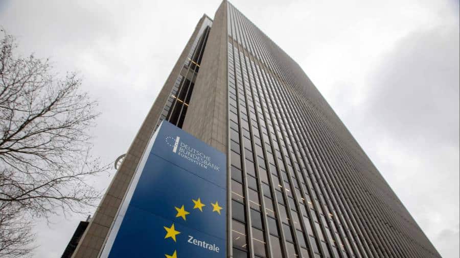 Pierderile din achizițiile de obligațiuni pun Bundesbank în linia de foc politică