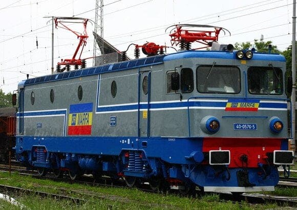 CFR SA:Toate trenurile care aveau graficul de circulaţie prin Ploieşti Triaj,redirecţionate pe altă rută,începând cu ora 17 : 17