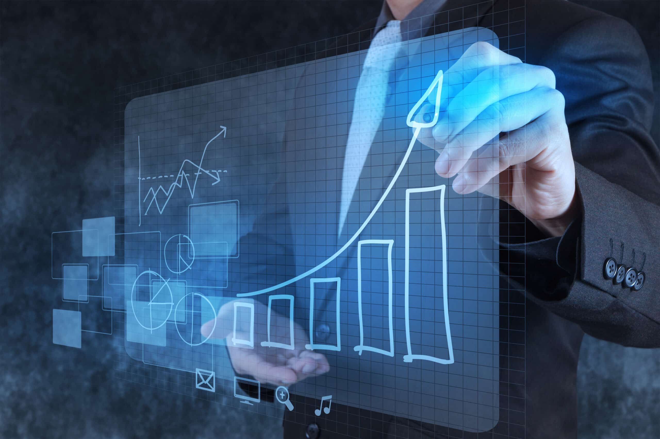 În noua sa prognoză, FMI estimează că economia mondială îşi revine