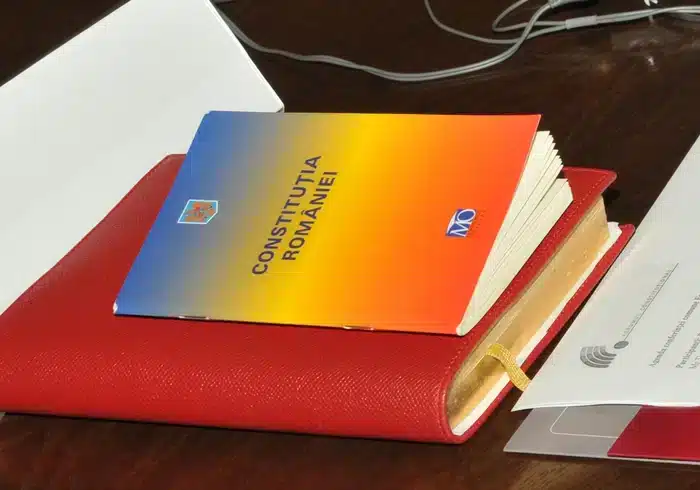 Prima constituție comunistă elaborată în anul 1948, avea ca misiune să șteargă definitiv întreaga legislație a regimului burghezo – moșieresc