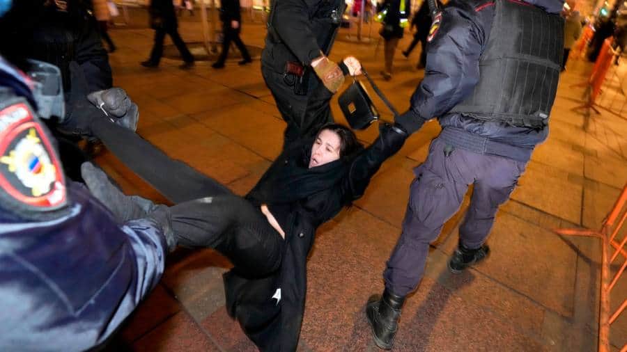 Cât de mare este represiunea necruțătoare a Rusiei asupra libertății de exprimare