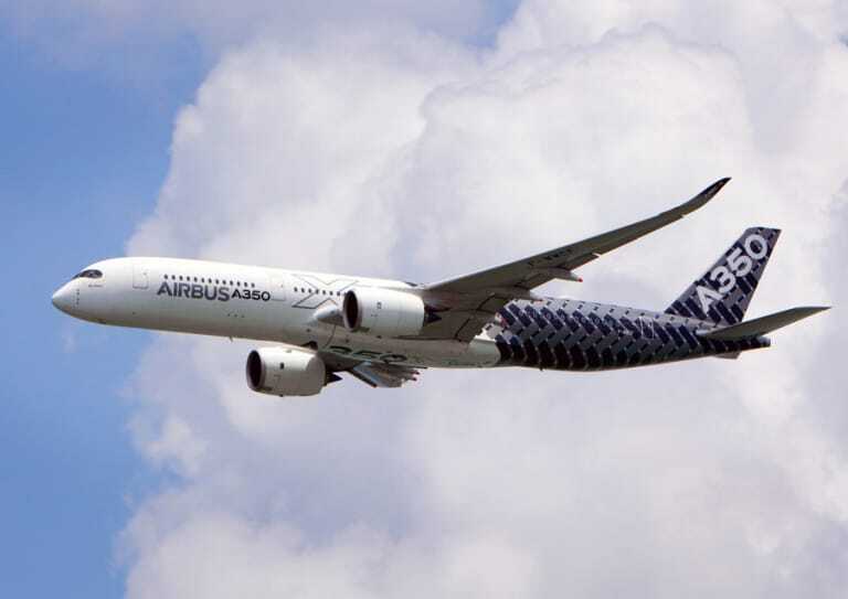 Airbus a transportat 4 milioane de măşti chirurgicale din China în Europa