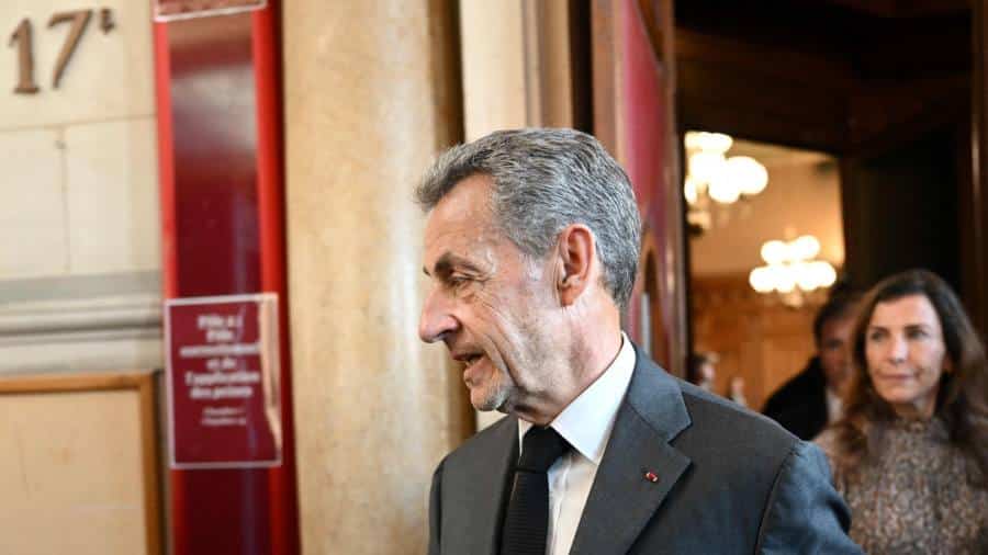 Nicolas Sarkozy pierde recursul împotriva condamnării pentru schema de luare de mită