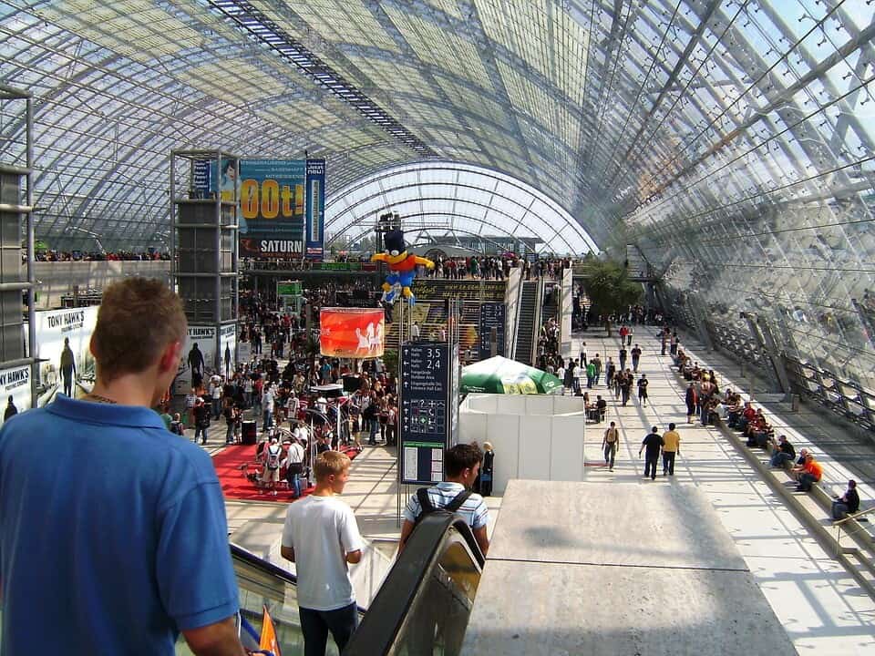 Top 5 lucruri pe care trebuie să le ştii înainte să participi la un târg expoziţional