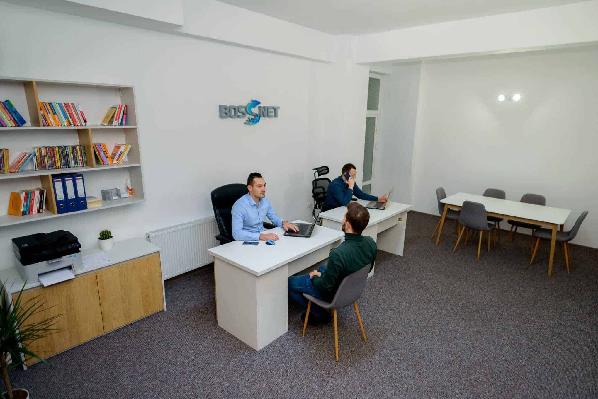 Cei mai importanți factori care contribuie la succesul unui magazin online