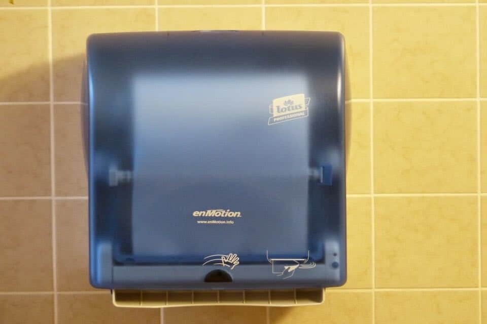 Cum aleg un dispenser de hârtie de calitate