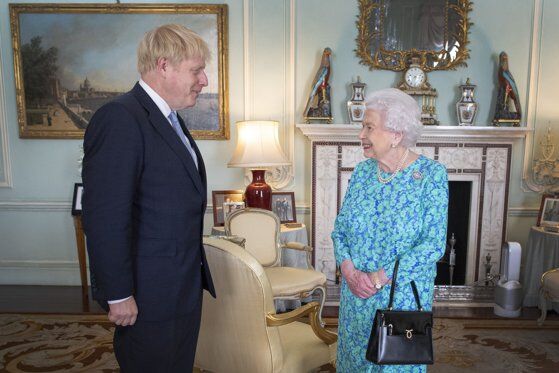 Boris Johnson a vorbit cu regina Elizabeth a II-a după decizia Curţii Supreme