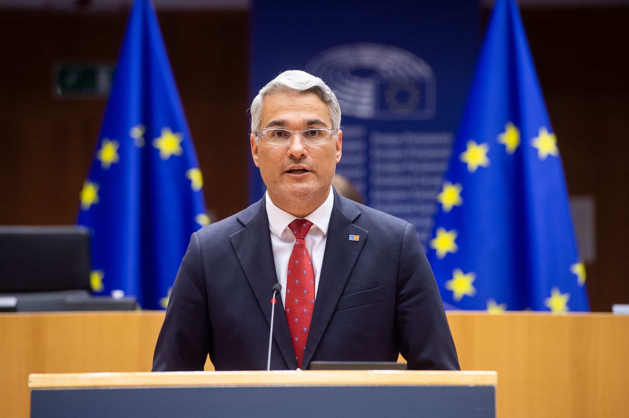Dragoş Pâslaru: Îndemnurile românilor la boicotarea produselor austriece nu ajută la nimic