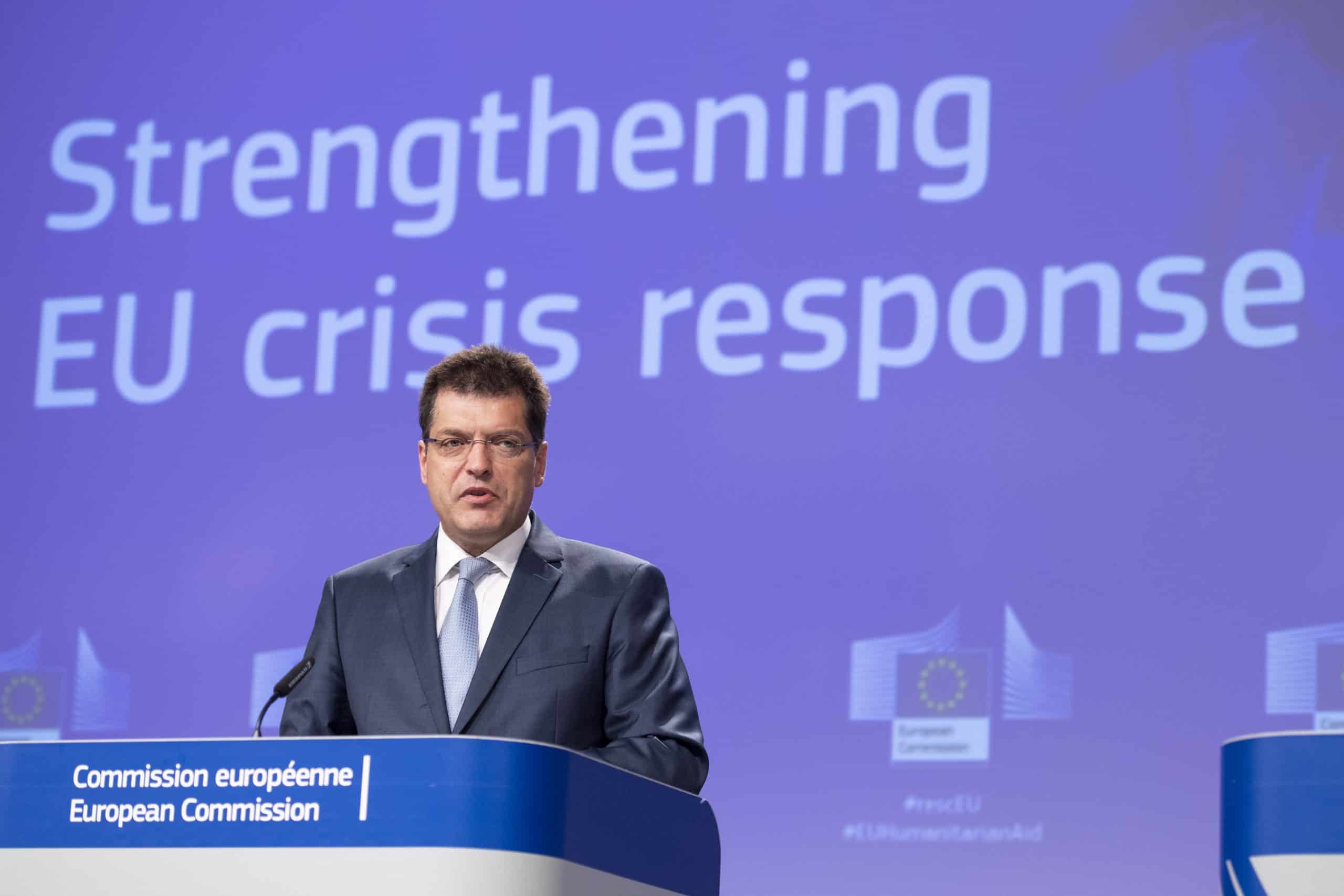 Janez Lenarcic: Europa s-ar putea confrunta cu pene de curent pe scară largă, odată cu venirea sezonului rece