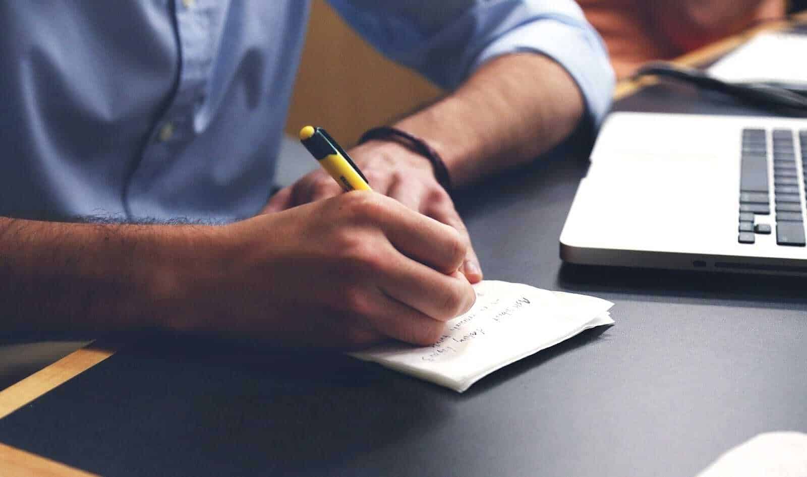 6 produse de papetărie care te ajută să te organizezi indiferent de unde ai lucra