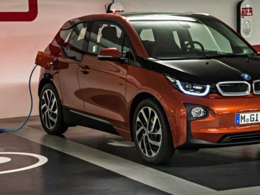 Creșterea costurilor bateriilor, nu va oprii avântul cererii maşinilor electrice