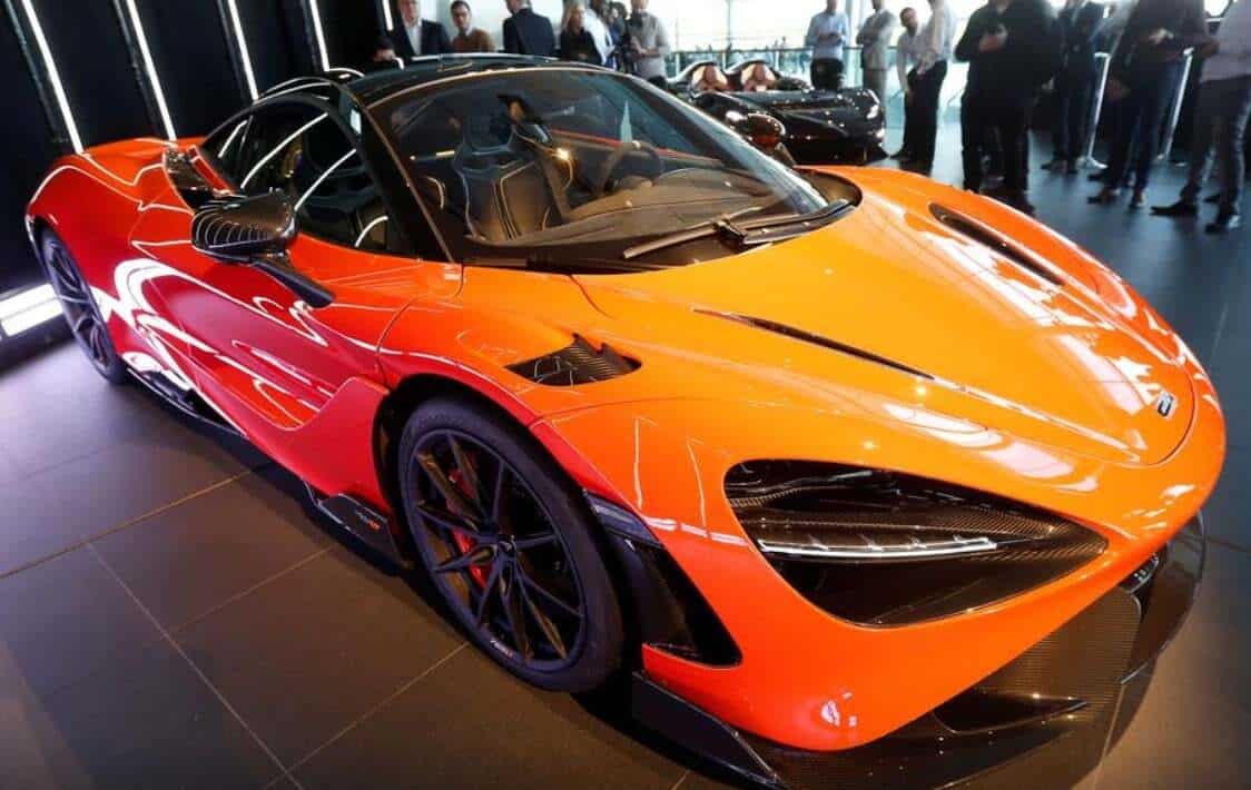 Cum își propune McLaren să reconstruiască supermașinile pentru a crea valuri în domeniul tehnologic