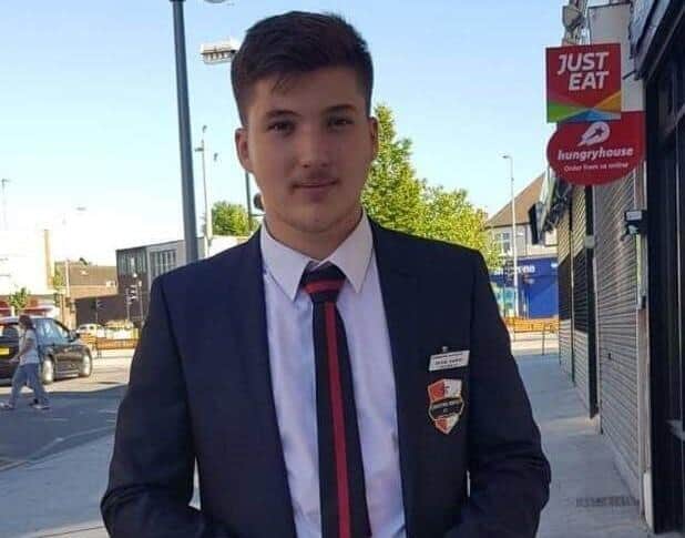 Cel mai tânăr patron al unei echipe de fotbal din Anglia este român:Îmi iubesc țara, mă voi întoarce