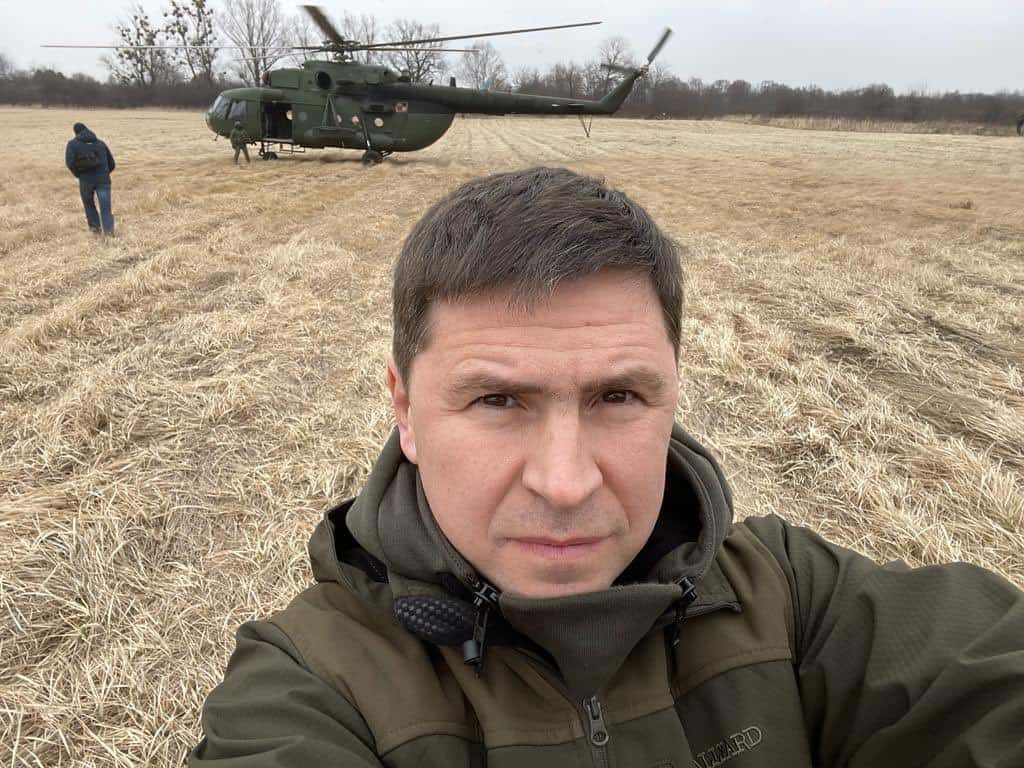 Care este părerea lui Mihailo Podoliak, despre război şi pacea în Ucraina?