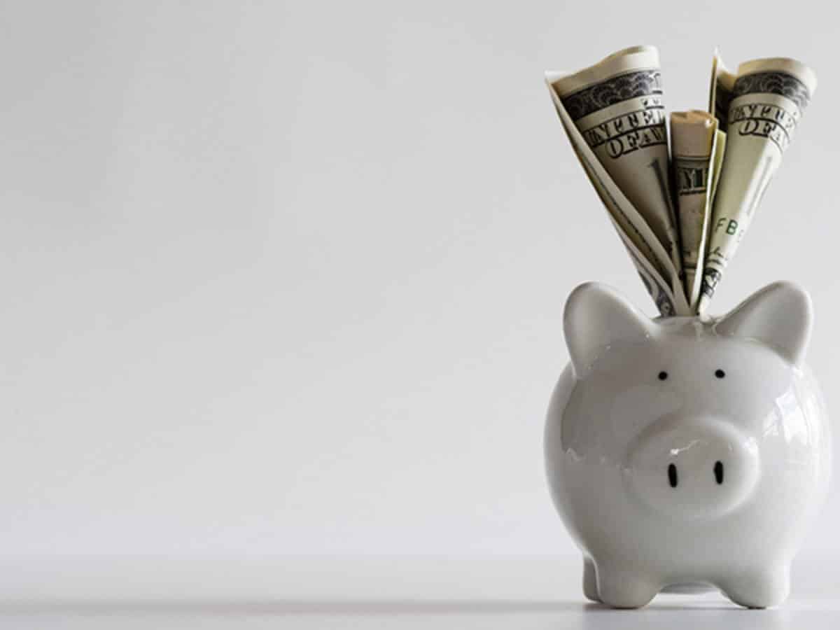 În luna octombrie, salariul mediu net a crescut cu 27 lei comparativ cu luna precedentă