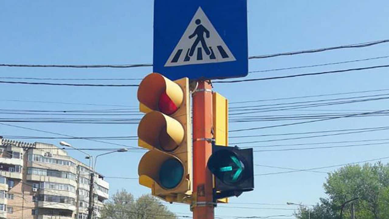 Modernizarea Sistemului de Semaforizare Inteligentă din București se realizează în patru etape