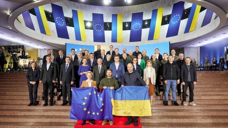 Începe primul summit UE – Ucraina de la declanșarea războiului