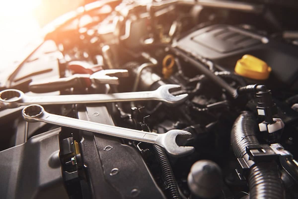 Service-ul auto și rolul acestuia în menținerea anvelopelor