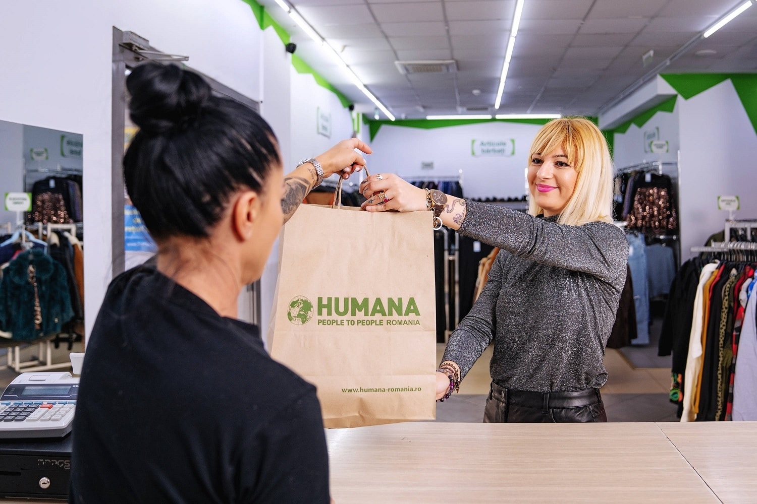 proiecte umanitare humana second hand 5