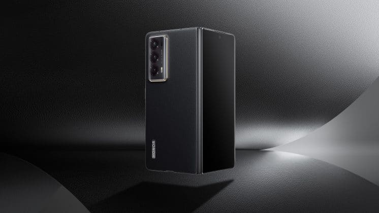 HONOR Magic V2, cel mai subțire smartphone pliabil de pe piață, ajunge în Europa