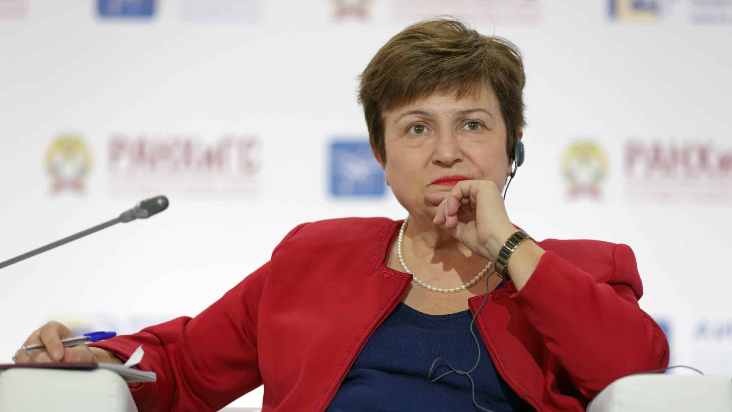 Cât de flexibilă este economia mondială şi care sunt incertitudinile ei?