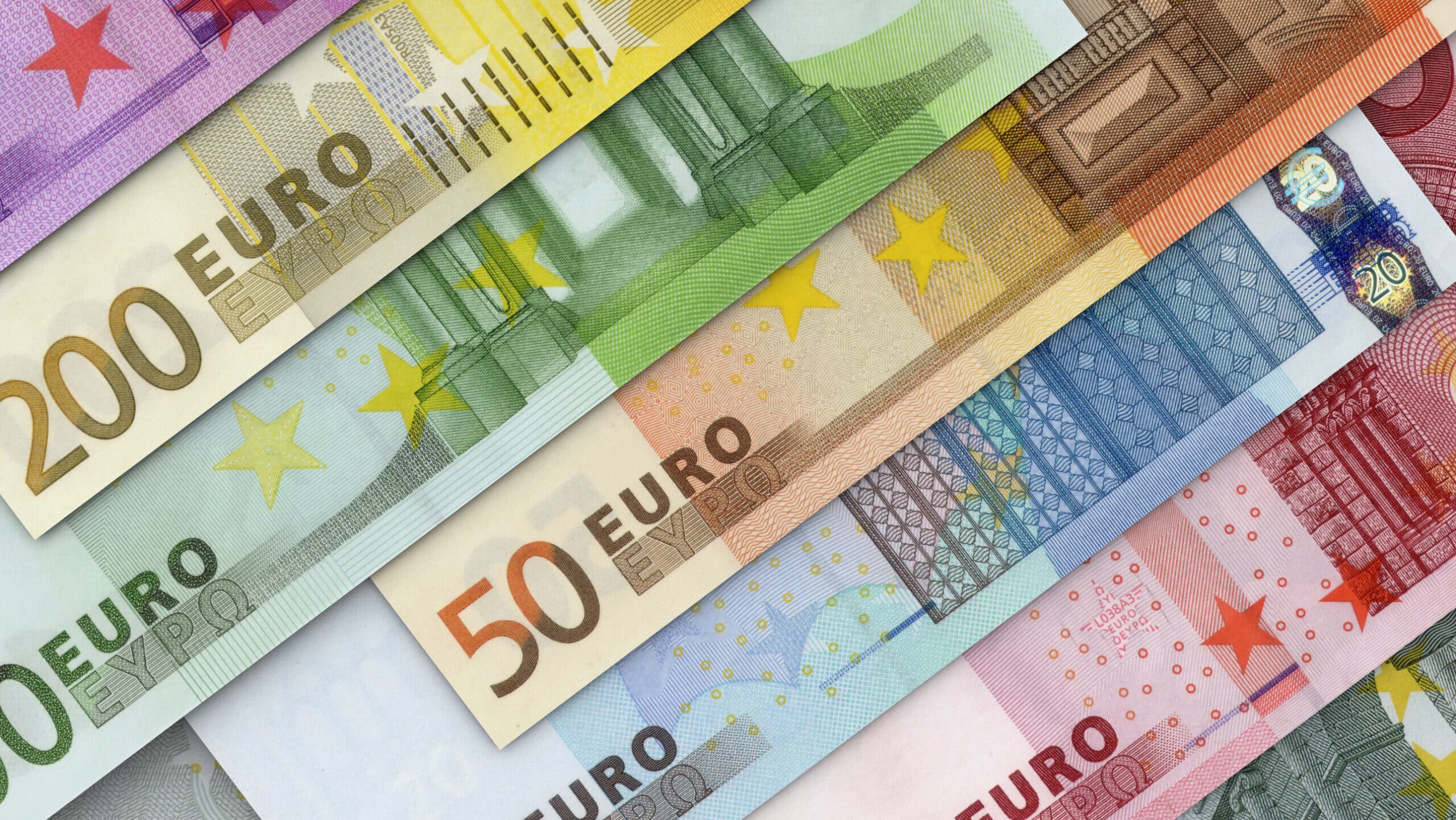 Marius Budăi: Salariu de cel puțin 500 de euro pentru toată România, în anul 2025