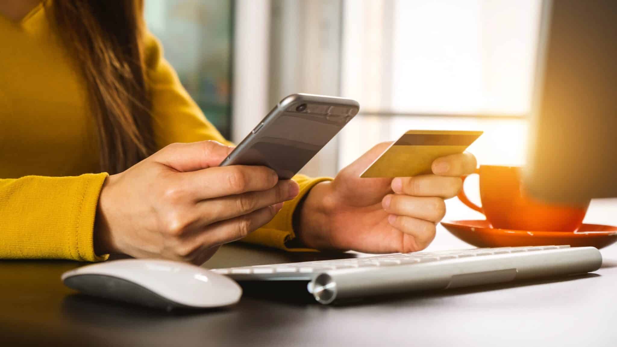 SMS-ul pentru clienții Băncii Transilvania, a fost o eroare