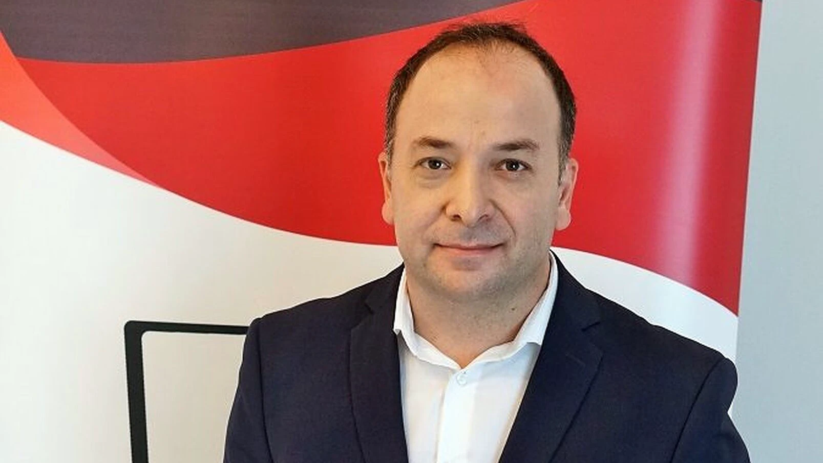 Adrian Negrescu: Economia funcționează doar în zonele aglomerate
