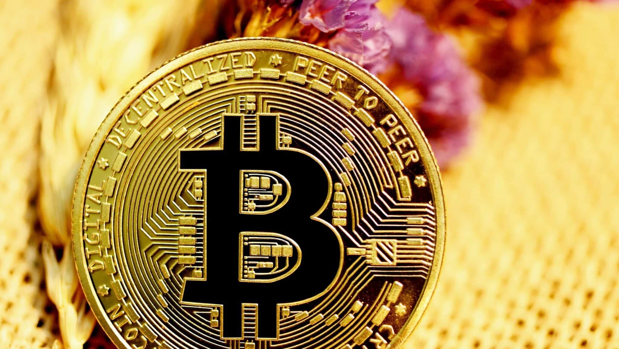 Care sunt evoluţiile Bitcoin în raport cu dolarul american?