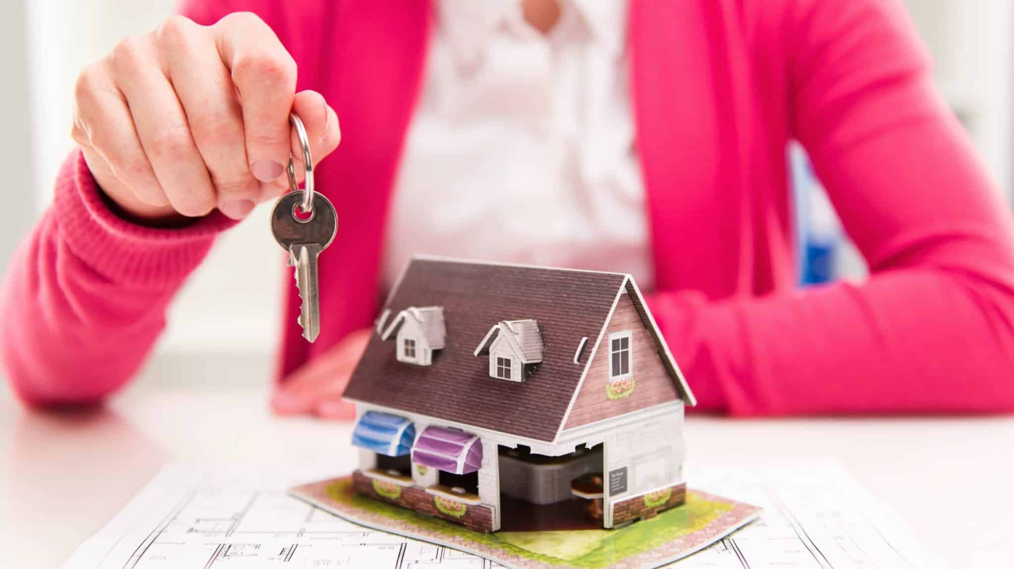 Pentru cei care vinde o casa apoi o mașină are obligaţia să se înregistreze într-o formă de organizare