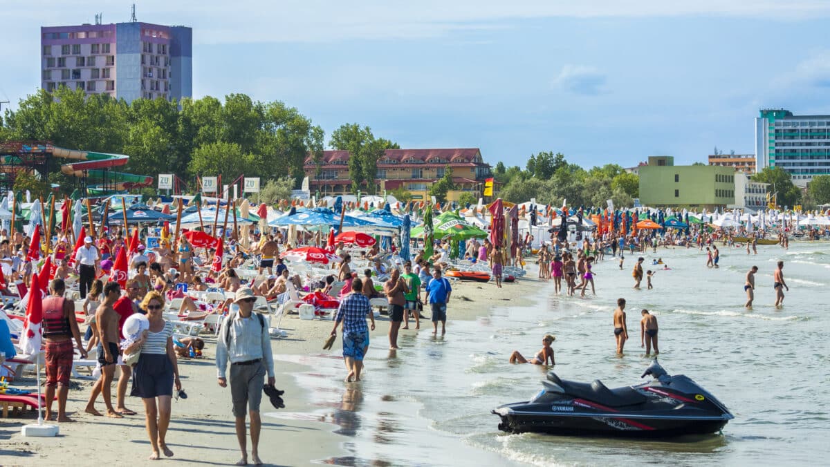 Cât costă un sejur la mare în acest an?