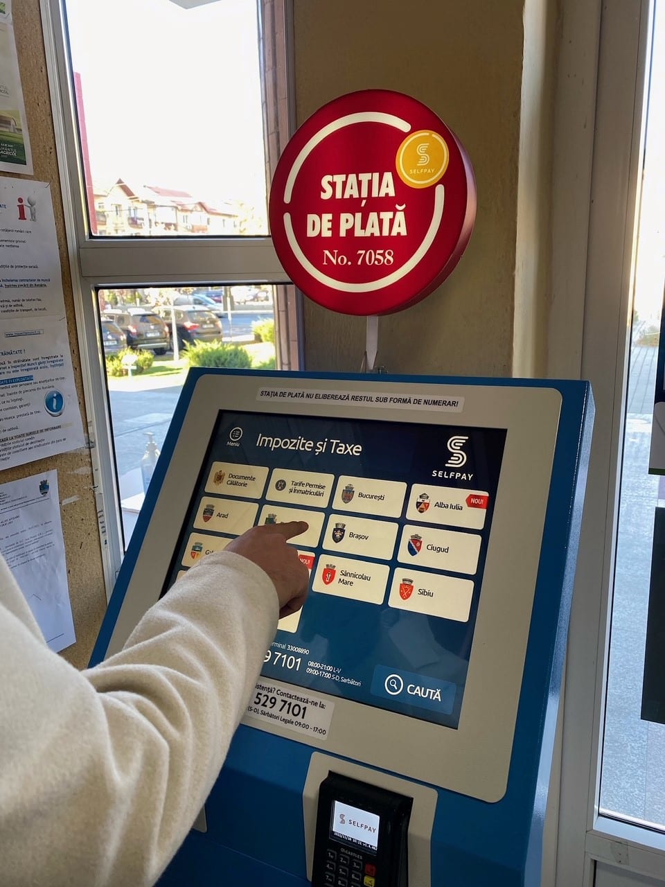 Taxe și impozite în valoarea de peste 250 de milioane de lei, în primele patru luni din acest an, au fost plătite prin intermediul automatelor SelfPay
