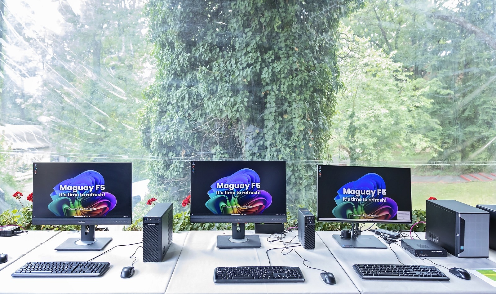 Ce include noua gamă de PC-uri ale companiei Maguay?
