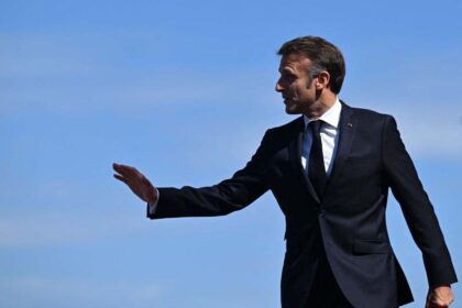 emmanuel macron inregistreaza prima victorie politica de la infrangerea extremei drepte in alegeri 913337