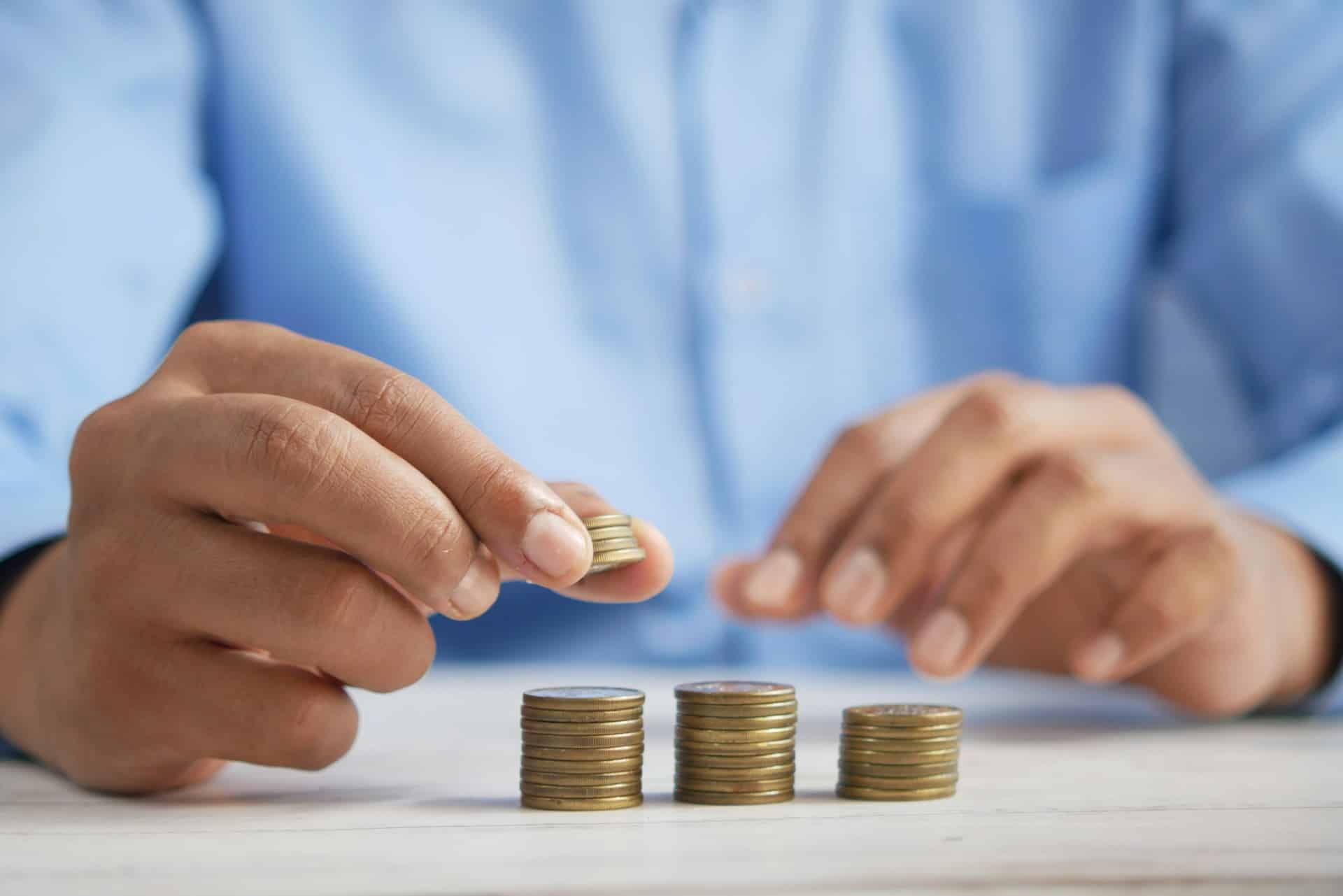 A intrat în vigoare taxa pe lux. Cine trebuie să depună formularul 216