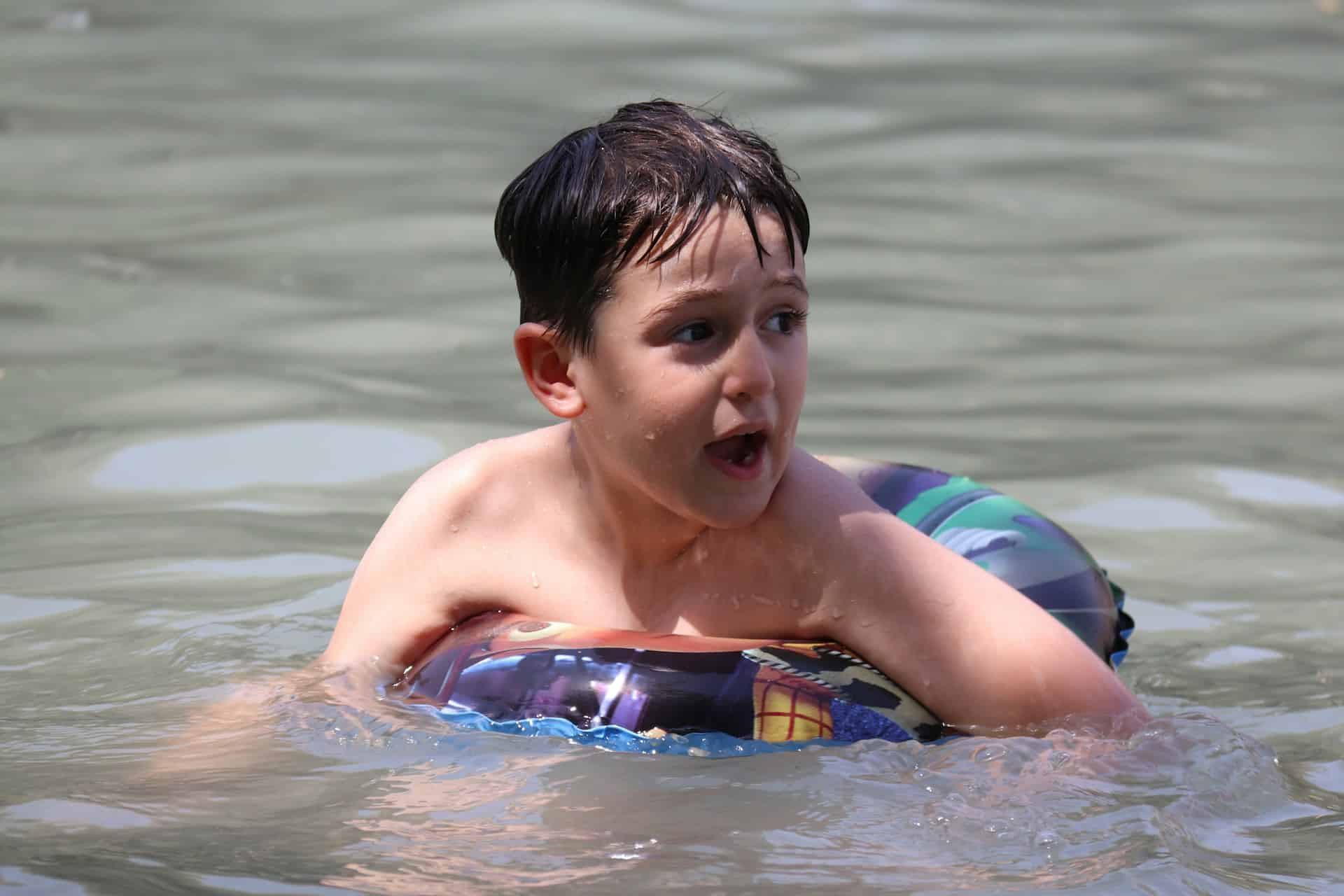 Avertisment UNICEF! Tot mai mulți copii din România suferă de obezitate
