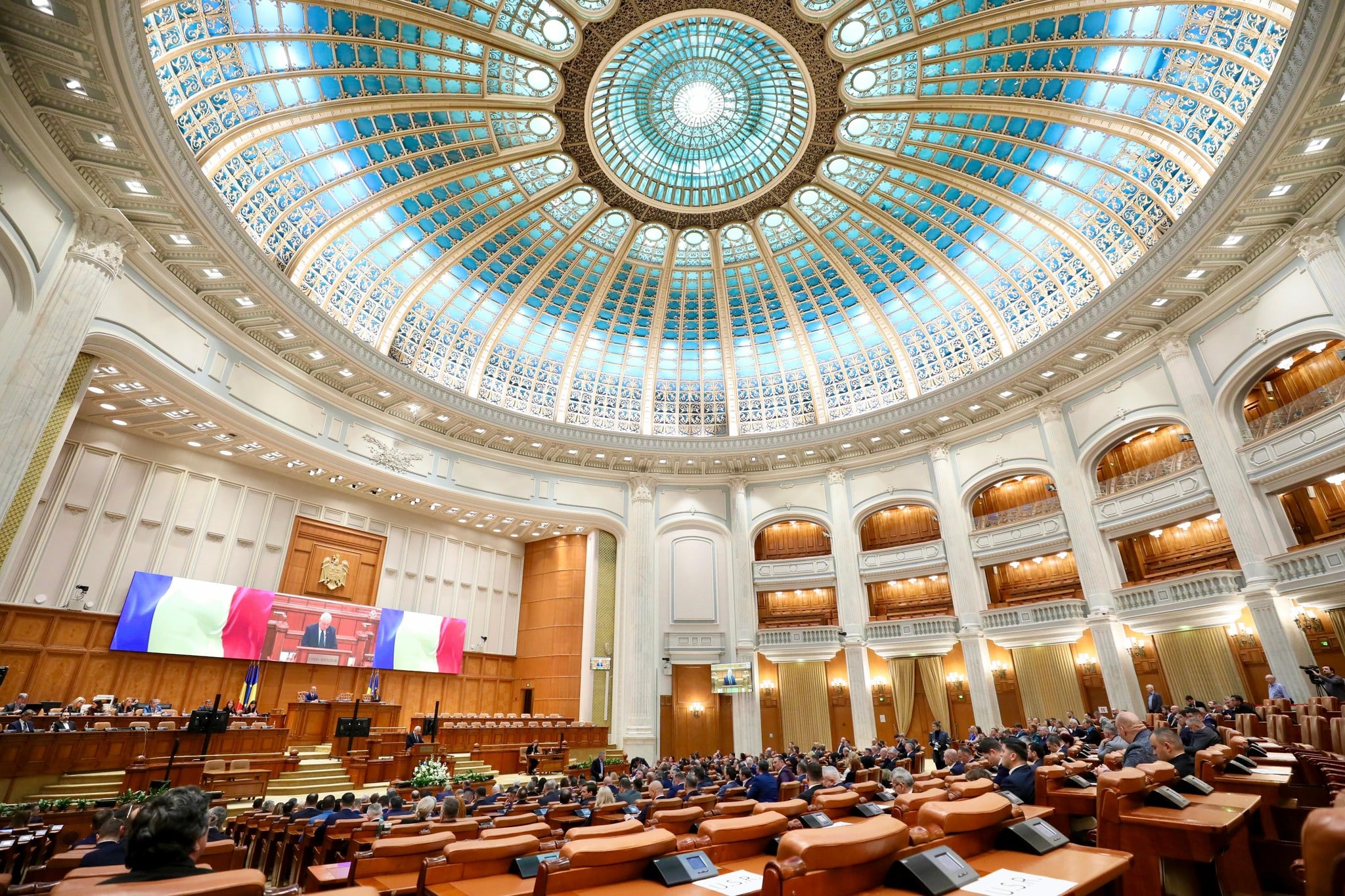 Demisie din Parlament: „Economia e în pragul colapsului”