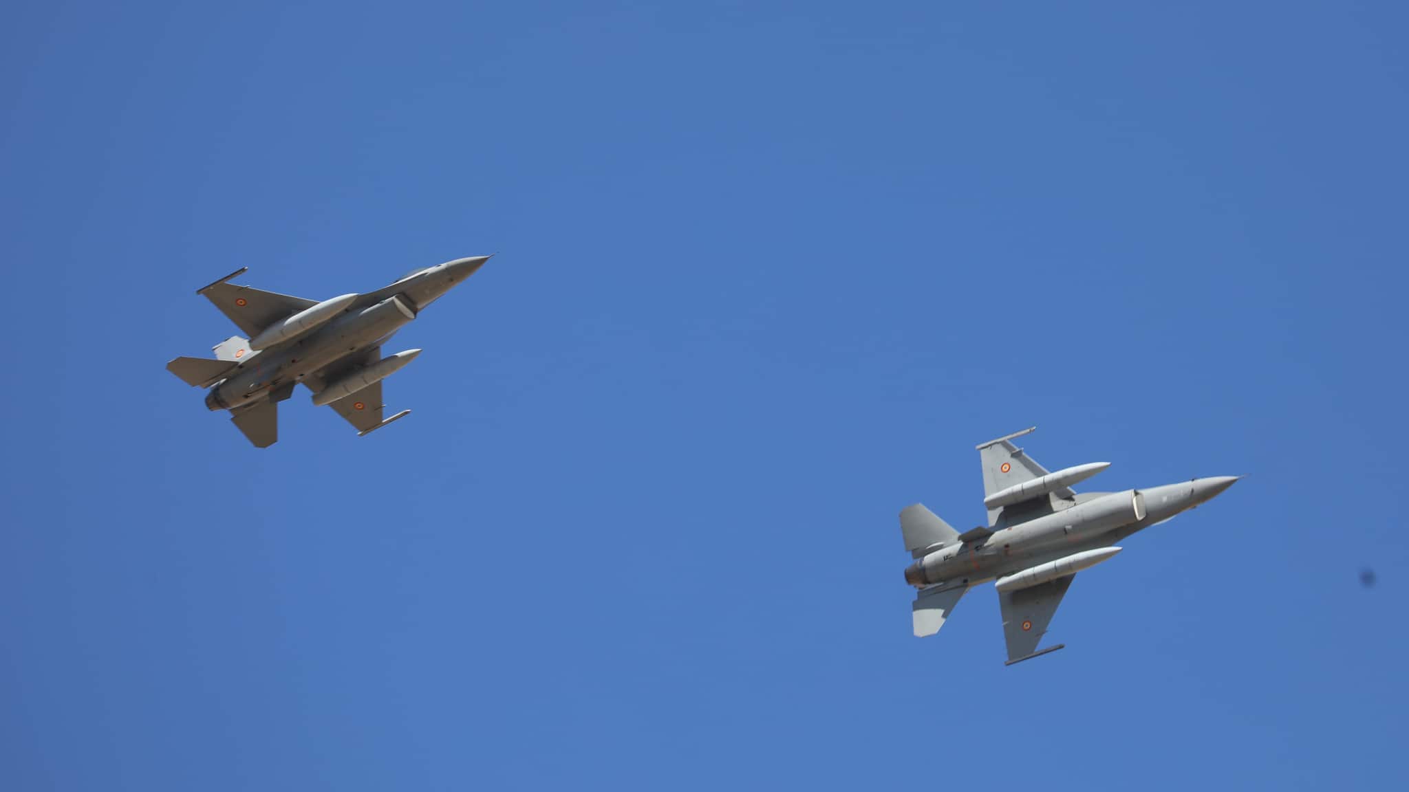 RO-Alert în nordul Dobrogei. România a ridicat de la sol avioane F-16