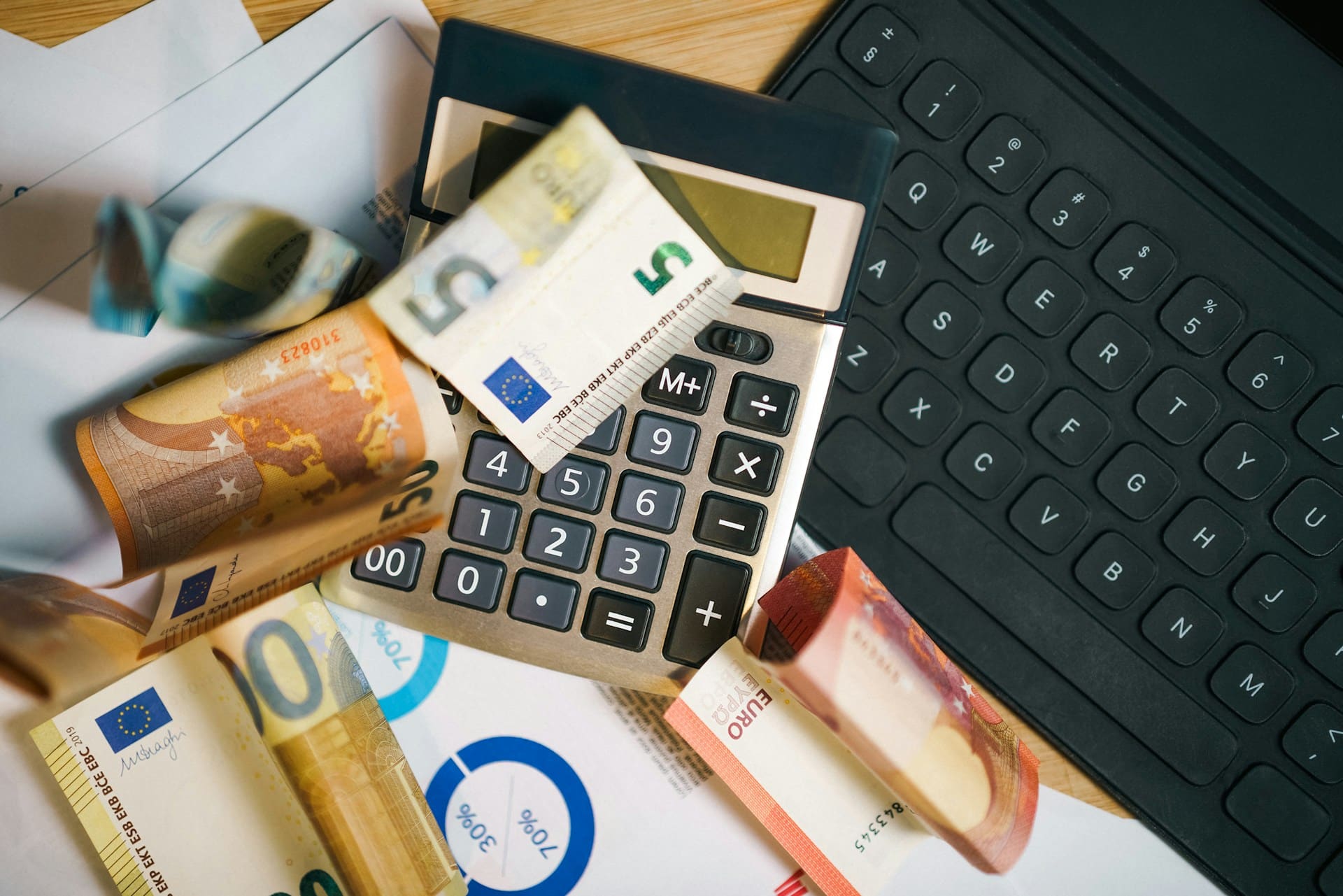 Salarii de până la 12.000 de lei pentru tineri. Ce meserii sunt profitabile astăzi