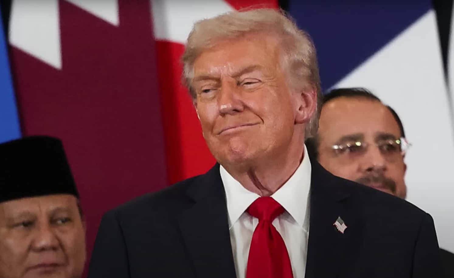 Tarifele impuse de Donald Trump au efecte devastatoare. Cât vor crește cheltuielile americanilor de sărbători